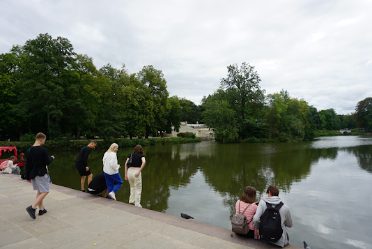 All the parks in Warsaw have small lakes