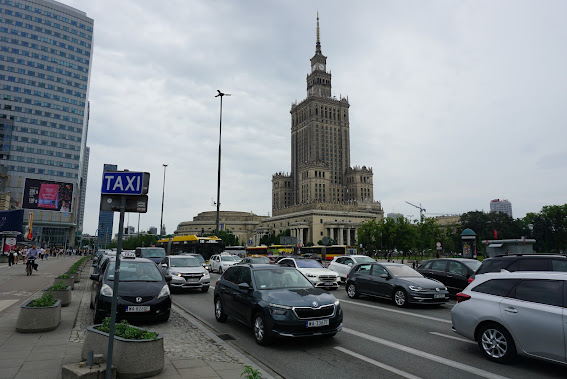 Warsaw info page and Metro Centrum