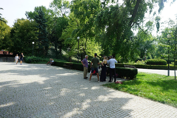 From Plac Wilson you have access to Żeromski-park in Warsaw