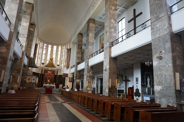 The Stanisław Kostki Church is 5 minutes walk from metro Plac Wilsona