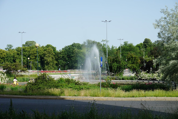 One of the huge east-west main roads in Warsaw