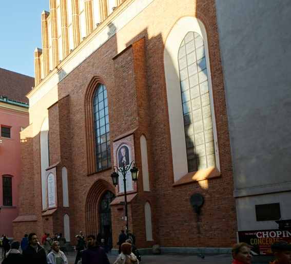 Experience the cathedral with Warszawa guide