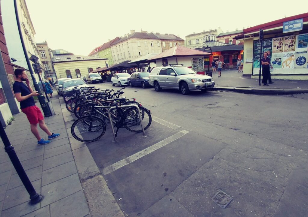 Kazimierz has developed from sleepy streets to vibrating area